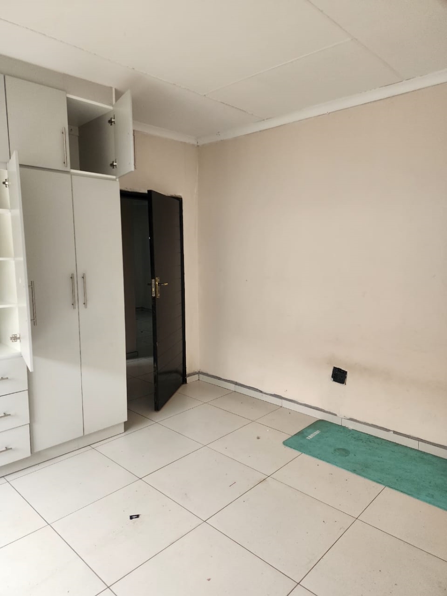 4 Bedroom Property for Sale in Flamwood North West